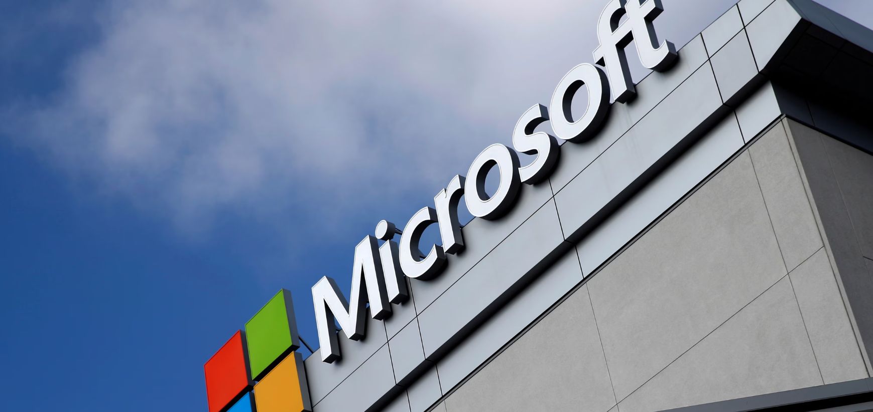 The Origins of Microsoft: How a Small Idea Became a Global Tech Empire
