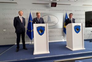 One-year residence permits agreed for Serbian students and workers