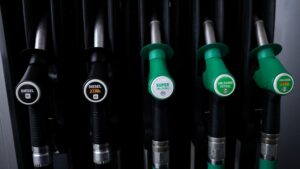 Economy grows by 0.2% but outlook clouded by war-linked inflation threat