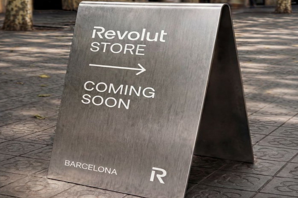 Breaking news event with a large crowd gathered at an outdoor venue, showcasing diverse attendees and dynamic interactions